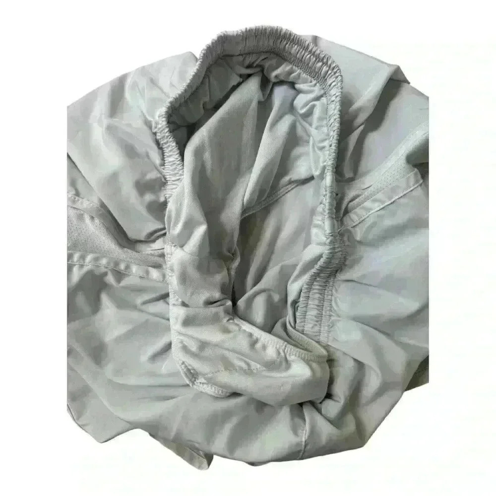 Nike Dri-Fit Womens Gray Shorts Size Medium - Picture 6 of 6